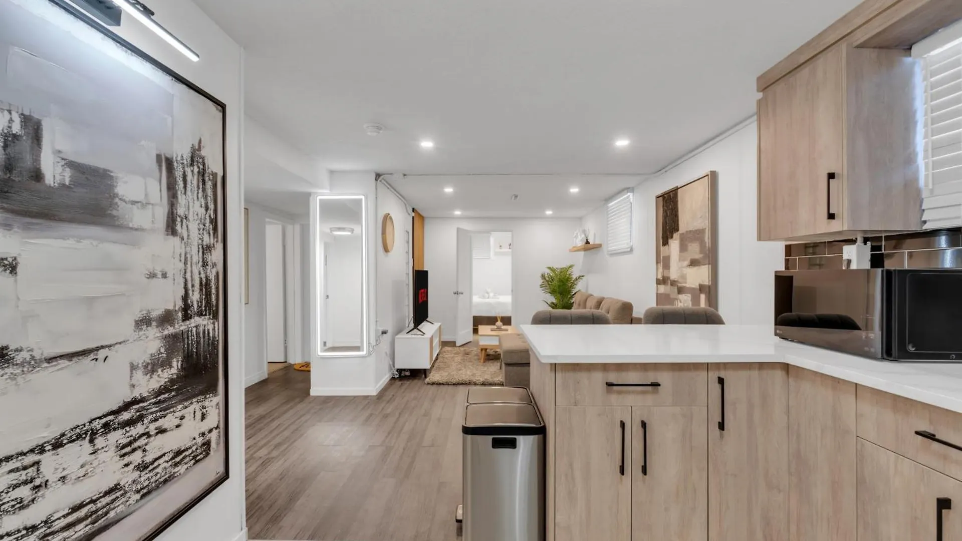 Luxury Suite, Steps To Calgary Dt, River, Hospital Apartman